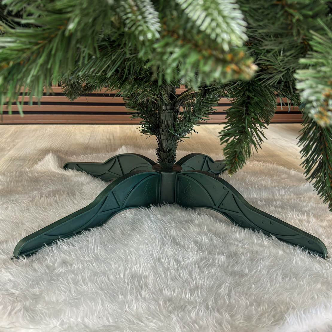 Brad artificial Sersimo, Miahelene Elite, verde nins cu merisoare, mix 2D+3D, 220 cm