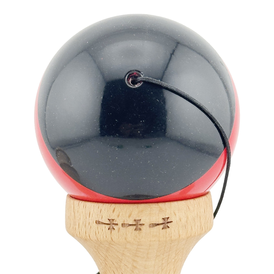 Kendama X Originala, Profesionala, Flippy, Big Cups V2, Super Sticky cu Cupe Mari, Rulment Metalic, din lemn 18 cm, Ata 55 cm, Negru/Rosu