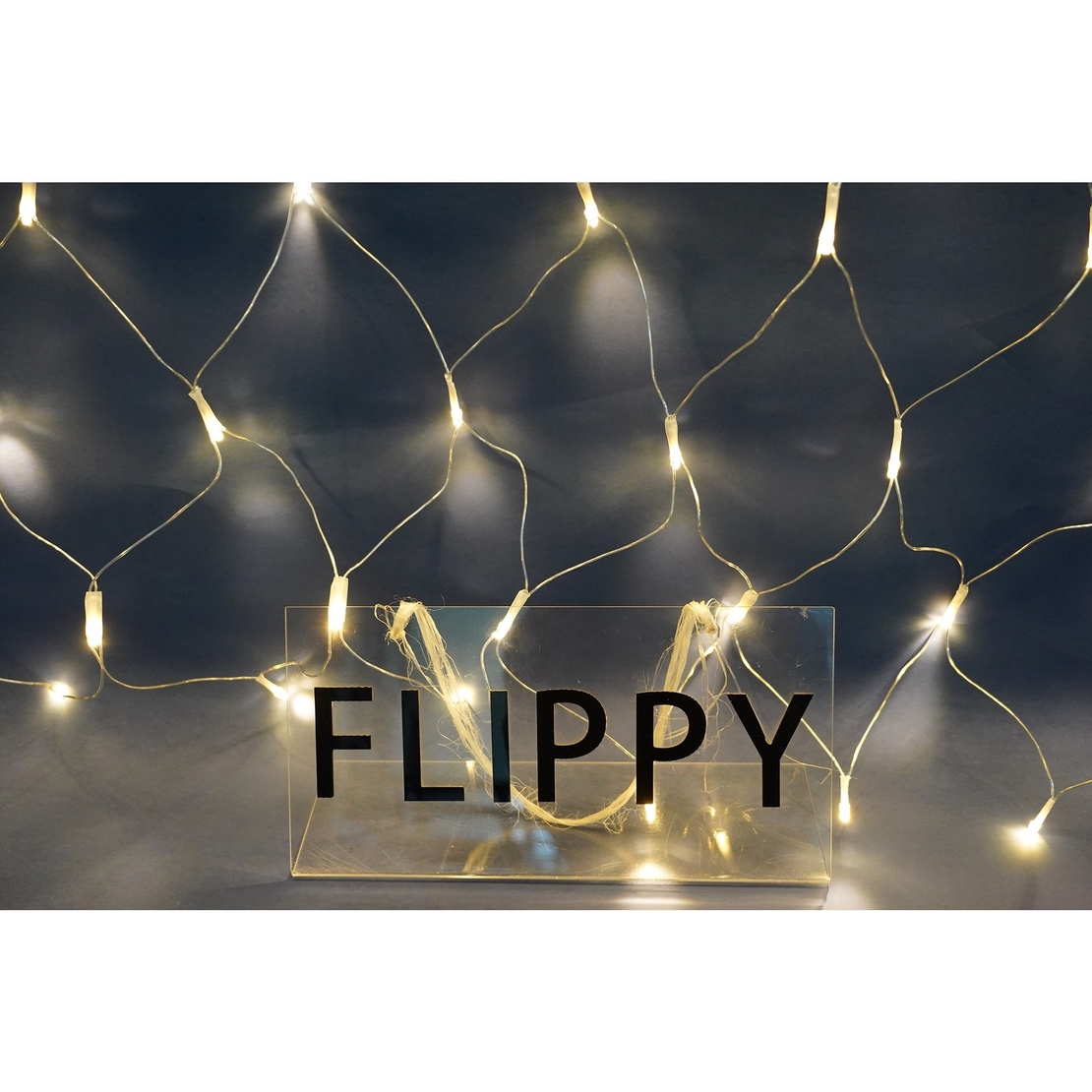 Sectiune Instalatie de Craciun Vafy, Tip Plasa, 320 LED-uri, 3 m x 3 m, 8 jocuri de lumini, Interconectabila, Fir transparent, Alb cald