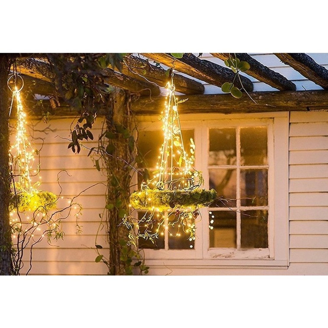 Instalatie Craciun, 300 LED-uri, 32 metri, pentru exterior cu incarcare solara, alb cald, Vafy