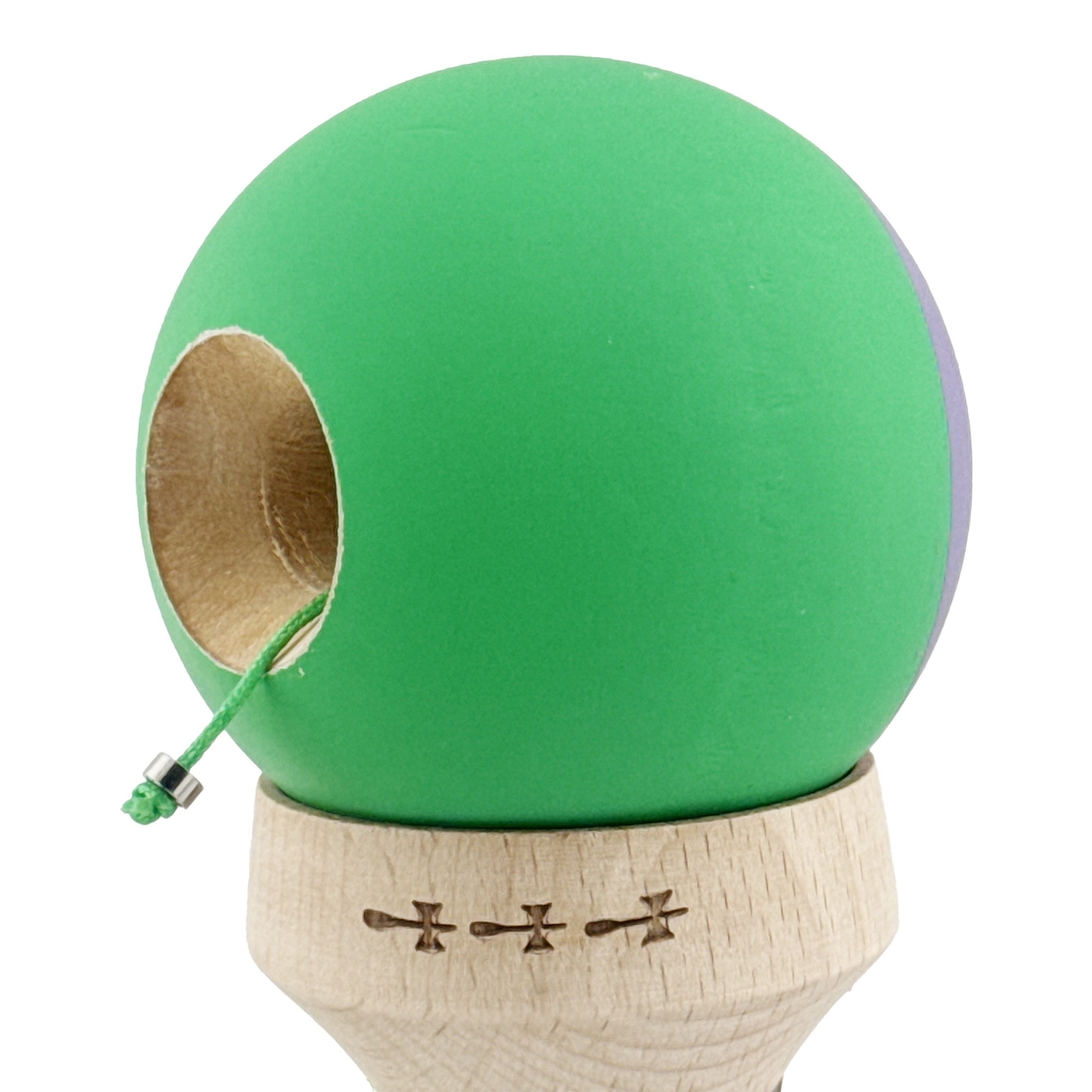 Kendama X Originala, Profesionala, Flippy, Rubber Grip, Cupe Mari KING SIZE V3, Gaura in Baza, Rulment Metalic, din lemn 18 cm, Ata 62/65 cm, Bicolor Mov/Verde