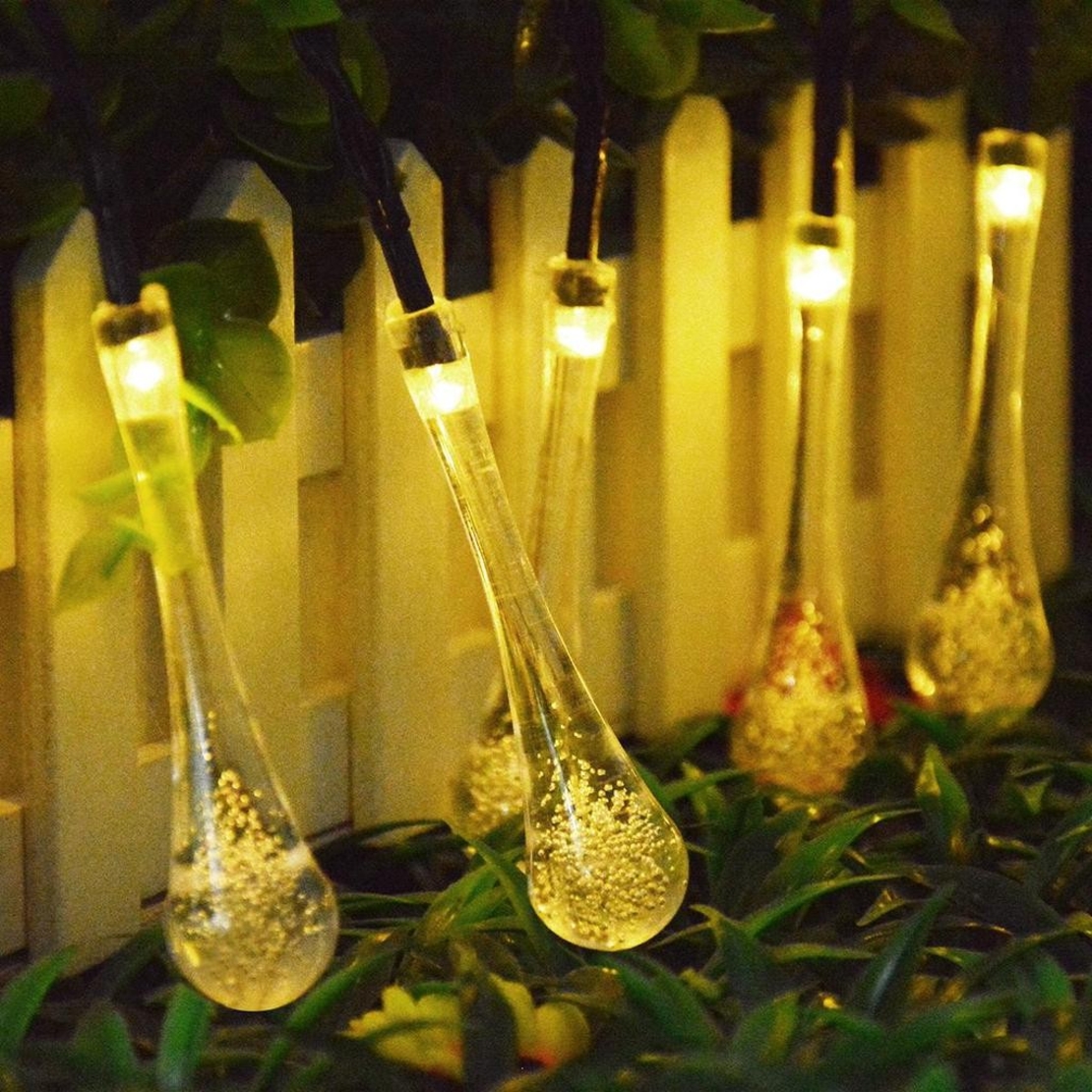 Instalatie Craciun, Tip Picaturi, 30 Led-uri, 6.5 metri, Alb cald, Energie solara, Senzor de lumina, Vafy