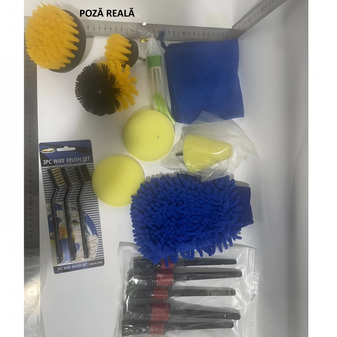 Set 17 Accesorii pentru Curatare Auto, Flippy, Interior si Exterior, 4 Capete pentru Bormasina, 5 Pensule, 3 Perii, 1 Laveta, 1 Manusa, 1 Perie