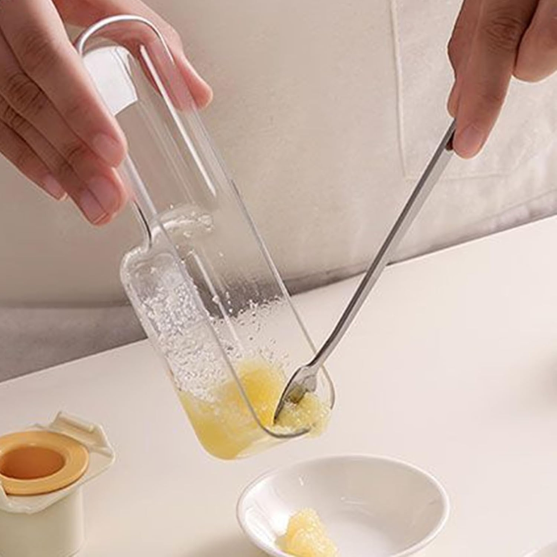 Razatoare Manuala, Vafy, cu Recipient de Stocare, pentru Legume, din Plastic si Otel Inoxidabil, Multifunctionala, Alb
