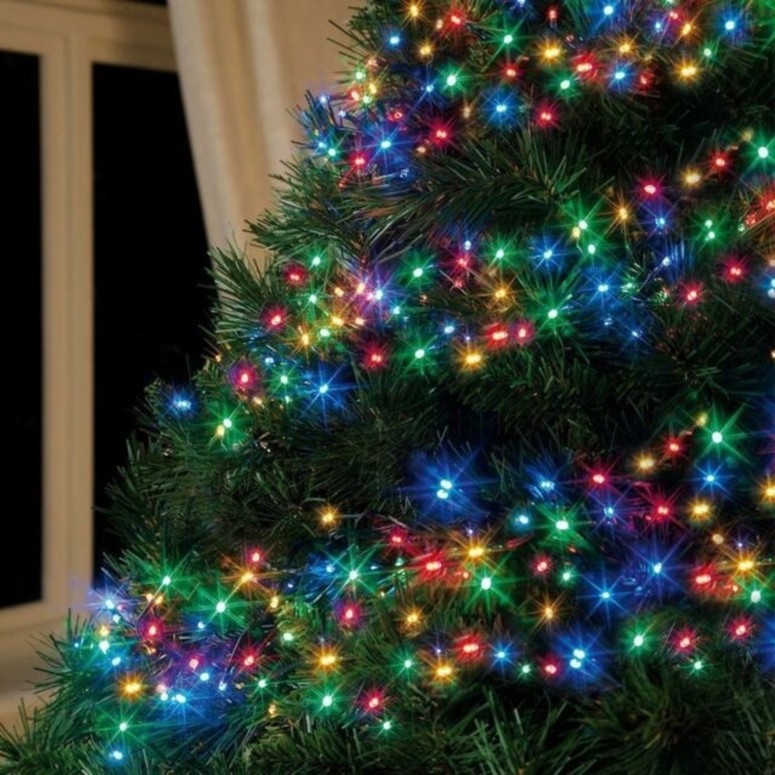 Instalatie Craciun, 20 m, 200 Led-uri ,Liniara, Multicolor, 8 jocuri de lumini, Transformator cu telecomanda, Interconectabila, Prelungitor 3 m inclus, Fir Transparent, Vafy