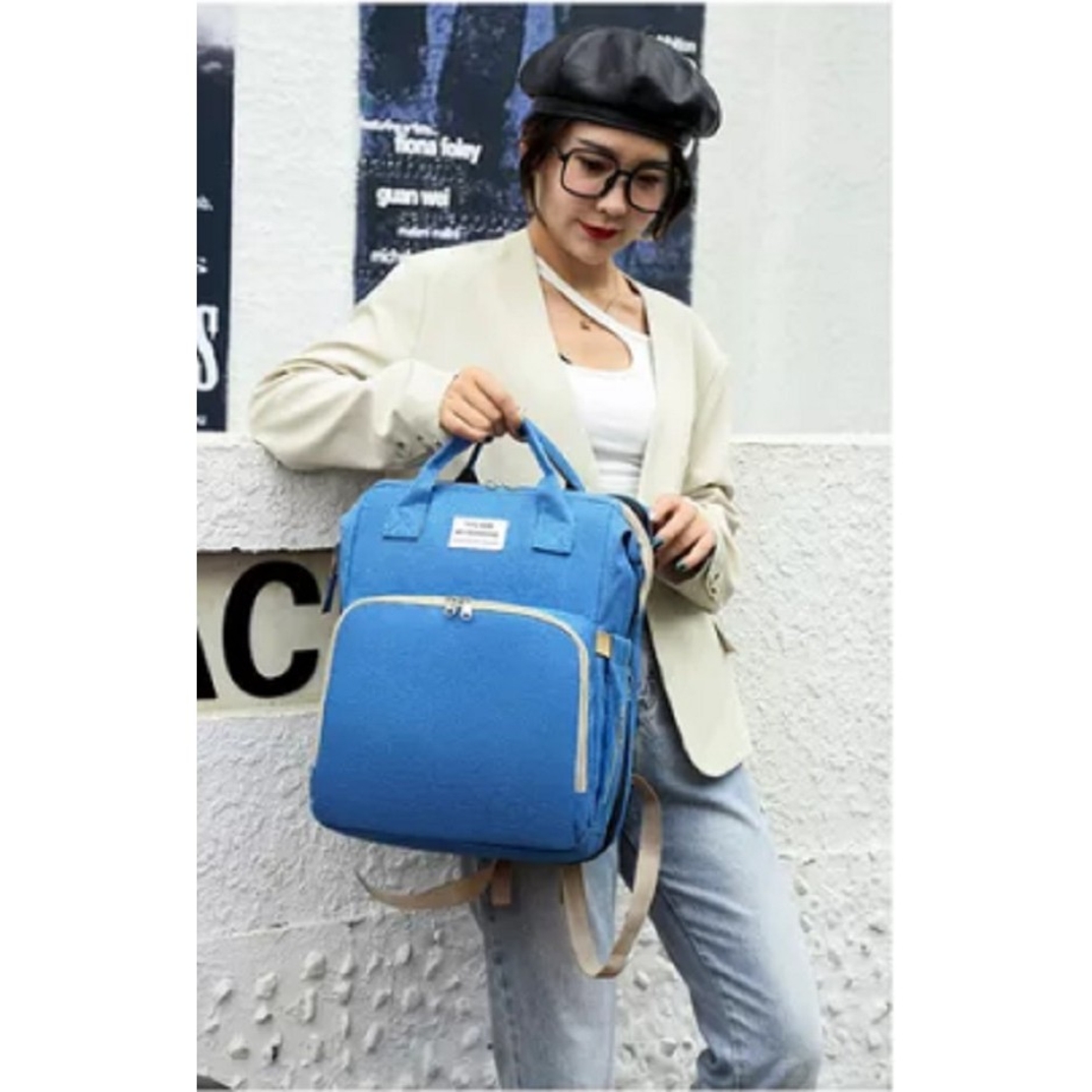Rucsac Multifunctional pentru Mamici, Flippy, cu Patut Pliabil si Baza de Schimbat, Rezistent la Apa, Capacitate Mare, Usor, Compartimente Multiple, Buzunar Termic pentru Lapte, 42 x 32 x 22 cm, Albastru Deschis