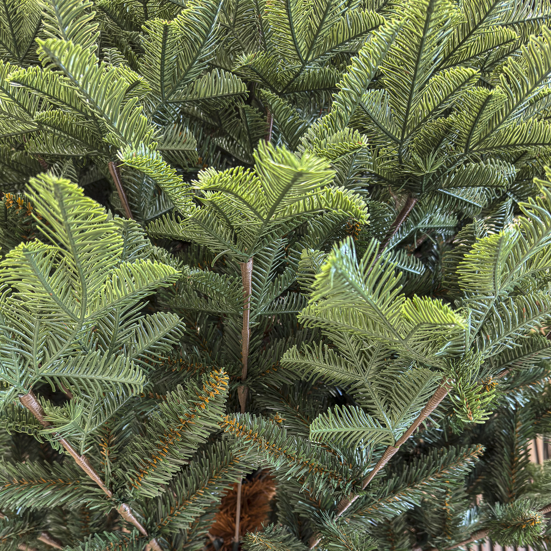 Brad artificial Christmas Deluxe by Sersimo, Alaska, verde, mix 2D+3D, 230 cm