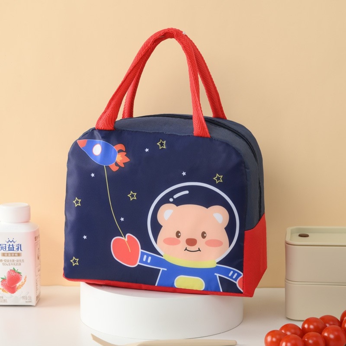 Geanta Termoizolanta pentru Copii, Flippy, 23x13x19 cm, Model Imprimeu Ursulet Astronaut, din Folie de Aluminiu si Panza Oxford, Albastru/Rosu