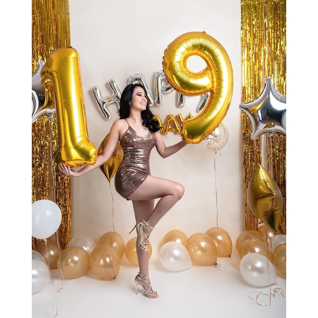 Balon din Folie Metalizata Flippy, Figurina Cifra, Tema Aniversare 80 cm, Ambalaj Individual, Pai inclus, Umflare cu Aer sau Heliu, Auriu, Cifra 9