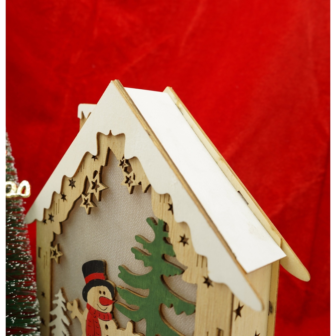 Decoratiune luminoasa, model de Casa cu Om de zapada, maro, lungime: 18 cm, latime: 5 cm, inaltime: 21 cm, lemn, interior/exterior