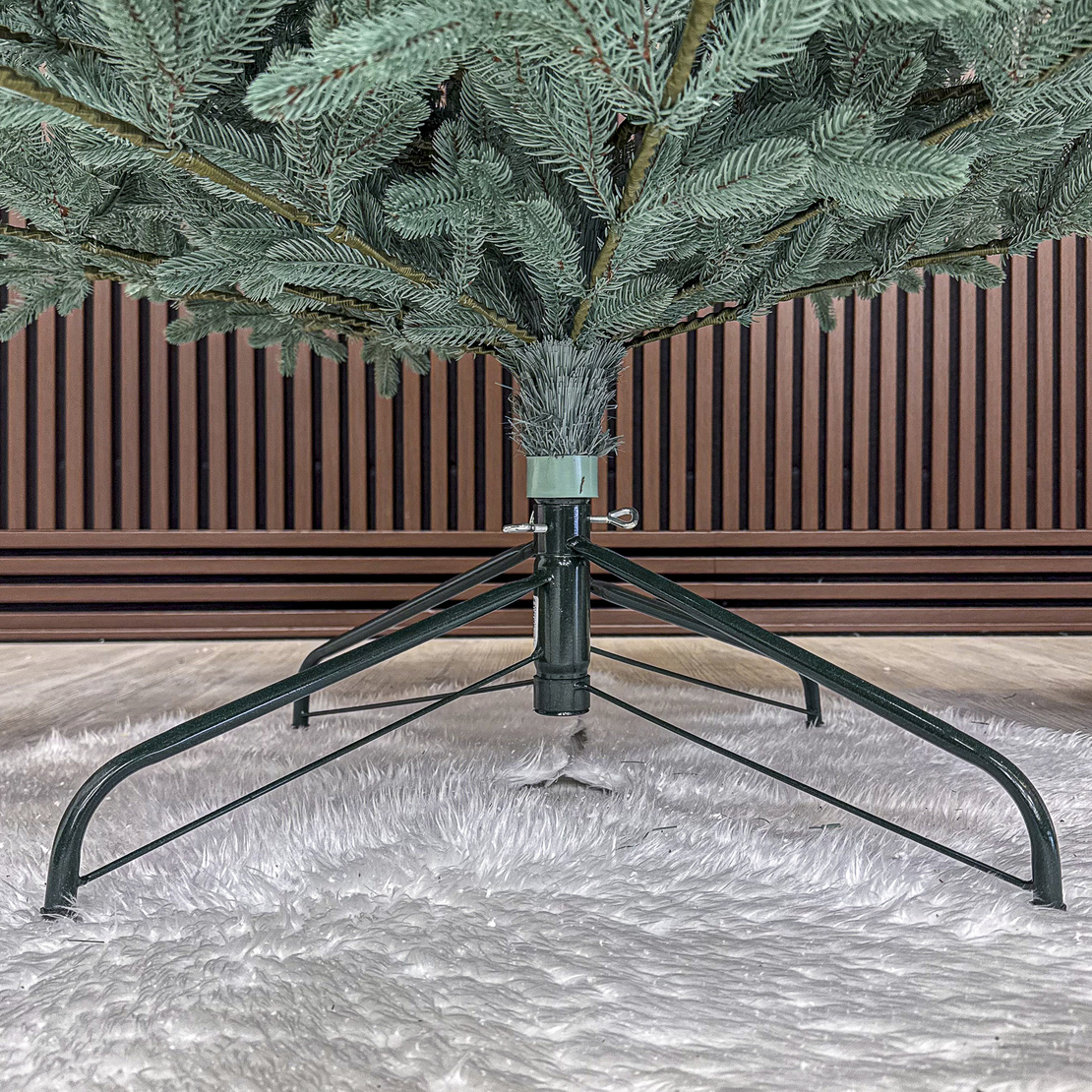 Brad artificial Christmas Deluxe by Sersimo, Viena Select argintiu, integral 3D, 230cm