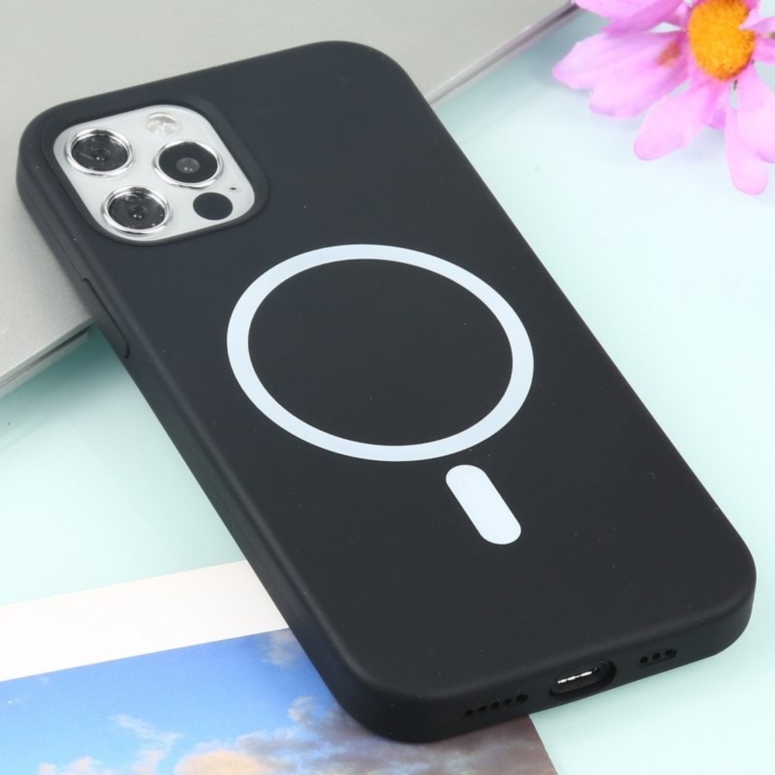 Husa MagSafe liquid large hole magnetic shell pentru Apple iPhone 14 Pro Max, Full Cover, Liquid Silicone, Magnetica, Incarcare Wireless, Vafy, Negru