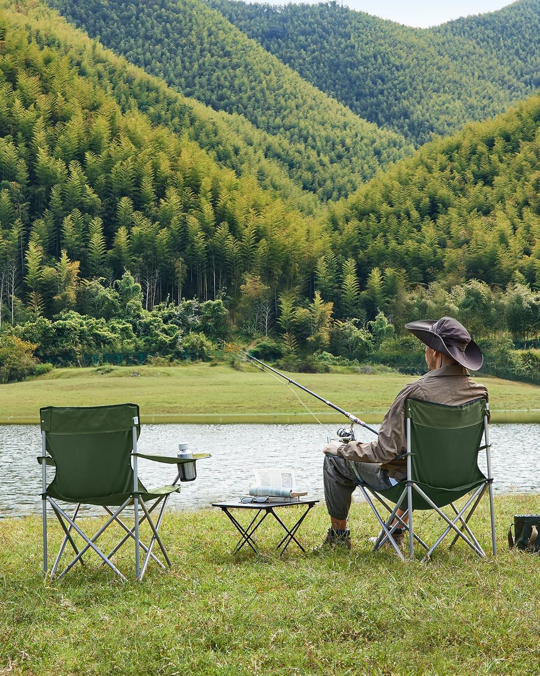 SONGMICS Set 2 scaune pliabile camping cu suport bauturi, husa transport, 52x84x81 cm, 120 kg, verde