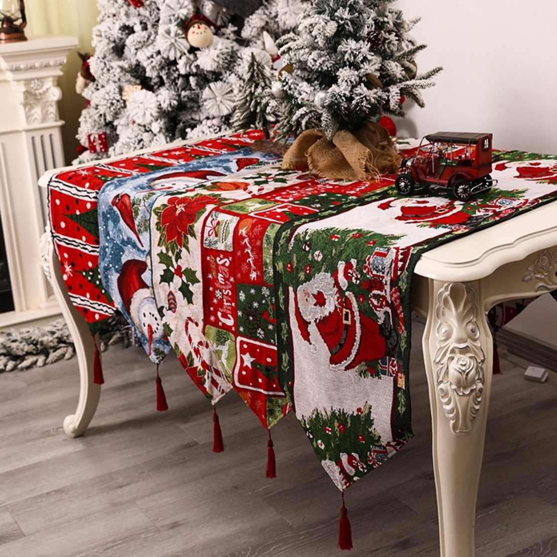 Napron Decorativ pentru Masa, Flippy, Model Mos Craciun, Tematica Craciun, 35 x 180 cm, Rosu/Verde