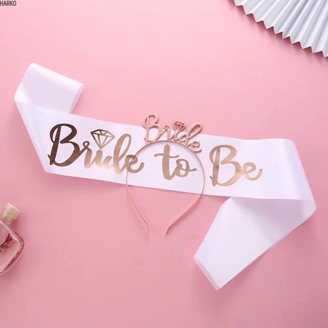 Set de Accesorii pentru Mireasa, Flippy, Coronita, Panglica, Stickere, Voal, Model Bride To Be, Tematica Nunta, Alb-Roz