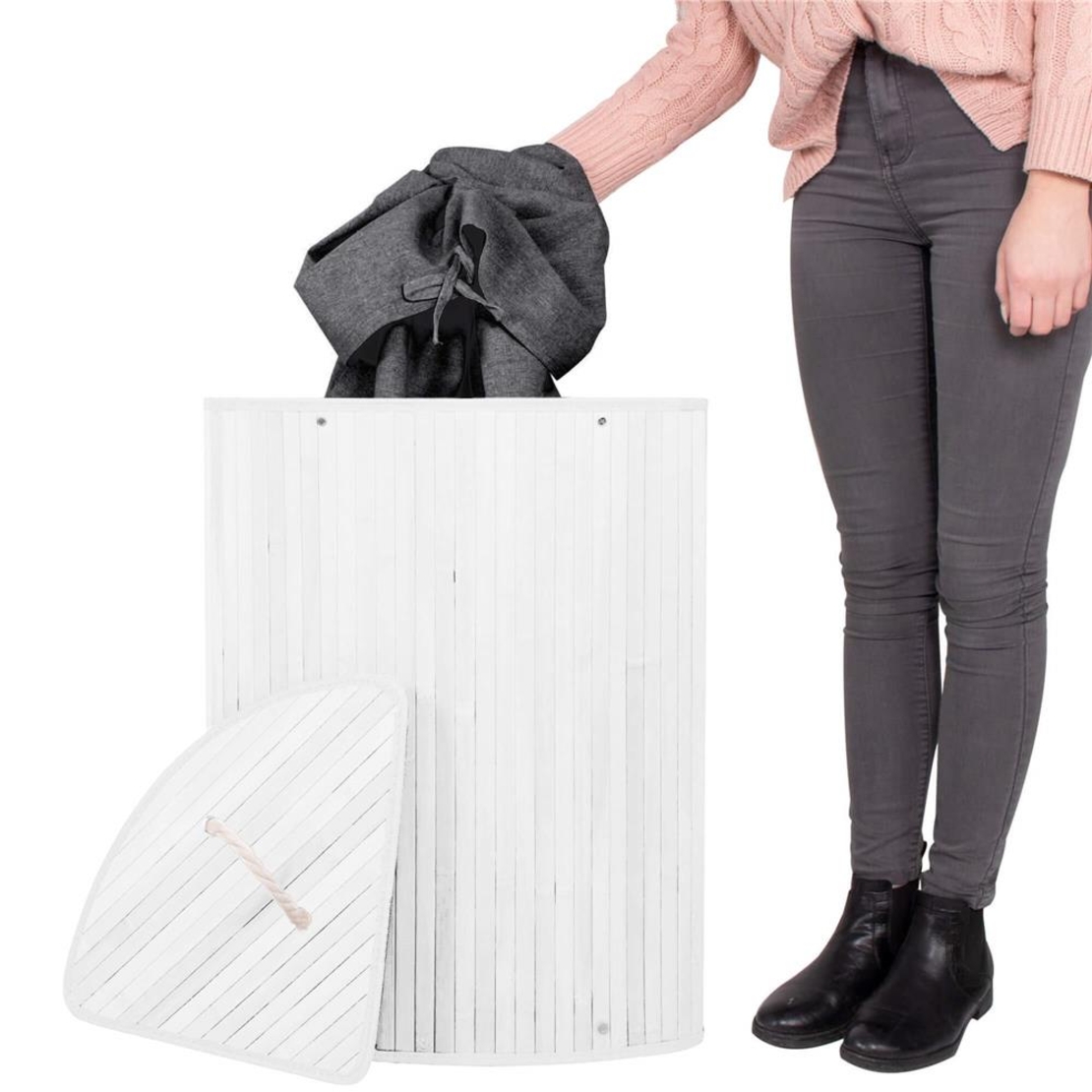 Cos de rufe triunghiular pentru colt cu capac, bambus si sac textil detasabil, 60 litri, 55x35x60 cm, alb si gri