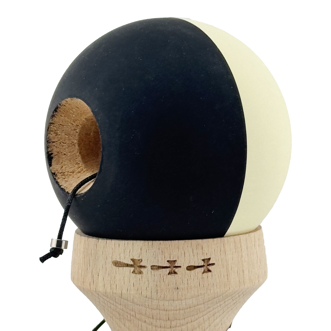 Kendama X Originala, Profesionala, Flippy, Rubber Grip, Cupe Mari KING SIZE V3, Gaura in Baza, Rulment Metalic, din lemn 18 cm, Ata 62/65 cm, Bicolor Galben/Negru
