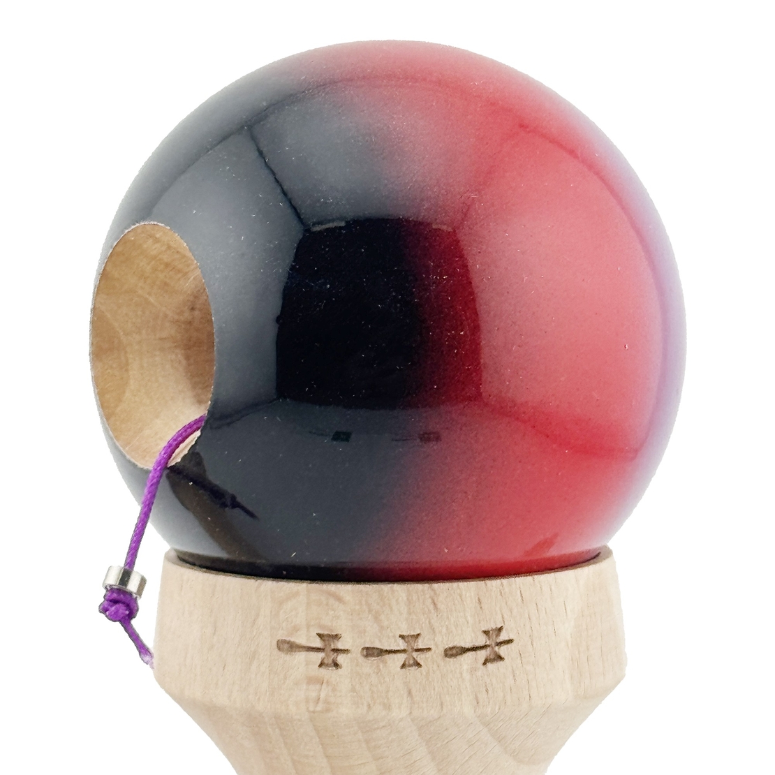 Kendama X Originala, Profesionala, Flippy, Super Sticky cu Cupe Mari KING SIZE V3, Gaura in Baza, Rulment Metalic, din lemn 18 cm, Ata 62/65 cm, Gradient Mov/Rosu/Negru