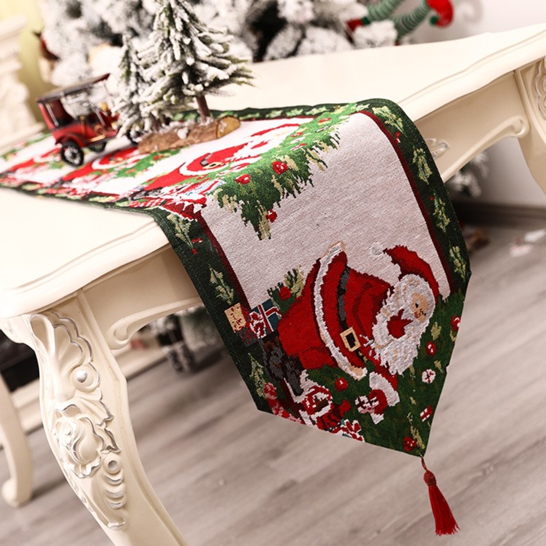 Napron Decorativ pentru Masa, Flippy, Model Mos Craciun, Tematica Craciun, 35 x 180 cm, Rosu/Verde