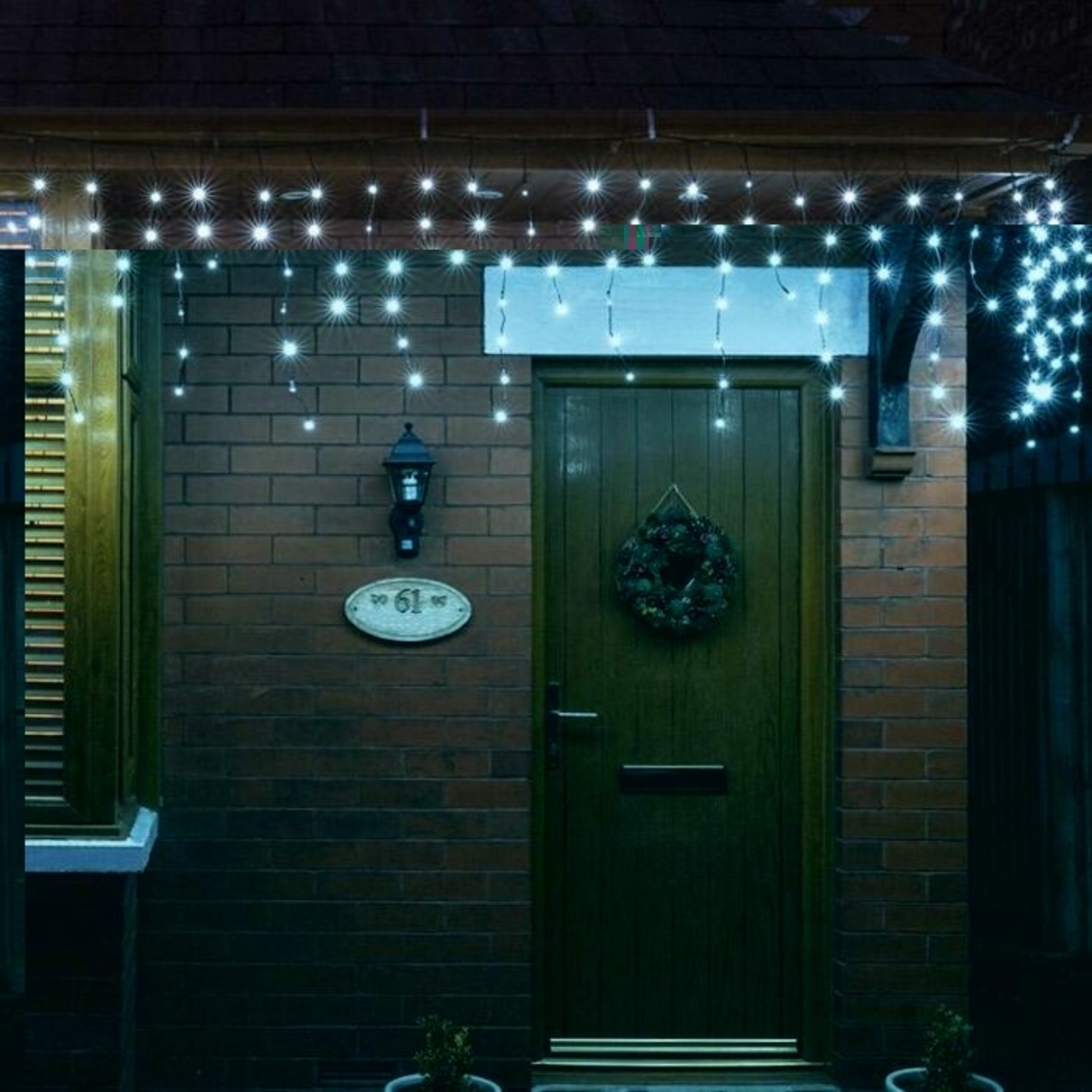 Instalatie Craciun Profesionala de Exterior IP65, 65 m, 1560 Led-uri Mari ,Franjuri, Alb rece, Flash, Alimentator, Interconectabila, Fir Negru Cauciucat, 220v, Vafy