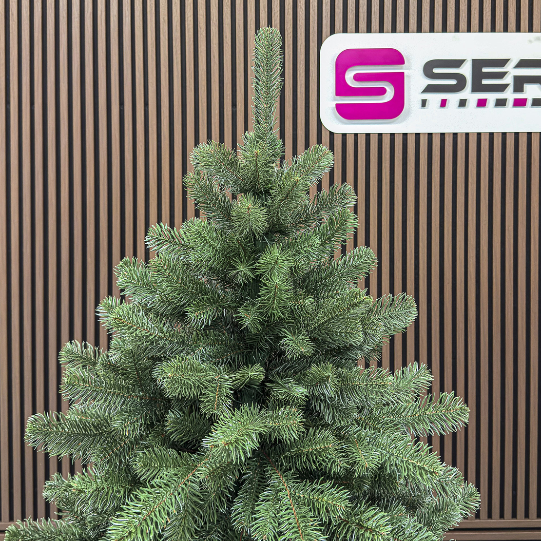Brad artificial Christmas Deluxe by Sersimo, Kovalivka Select, integral 3D, 180cm