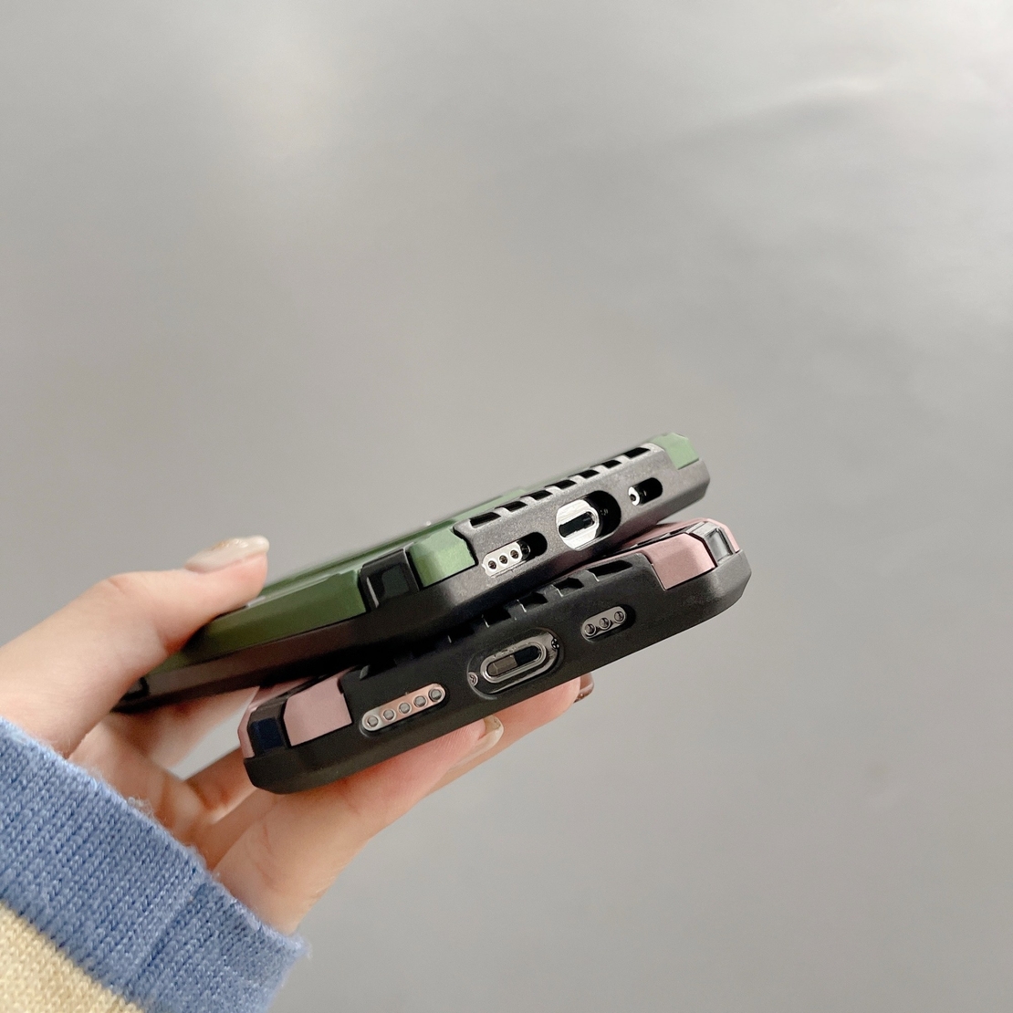 Husa de protectie Vafy pentru Apple iPhone 13 Pro, Defender Sergeant Brave cu suport, Verde