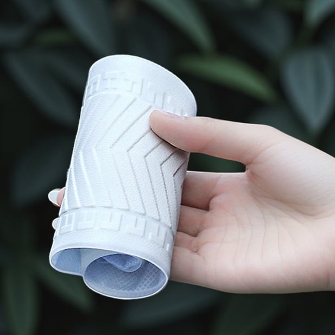 Protectie Incaltaminte pentru Ploaie si Noroi, Flippy, Impermeabila, Talpa Antiderapanta, cu Fermoar si Capsa, Inaltime 40 cm, Marime S 34-35, Alb
