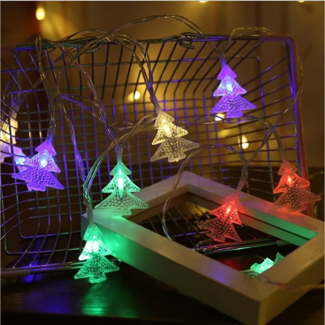 Ghirlanda luminoasa cu bec in forma de brazi, 3 metri, 20 LED-uri, forme din plastic, fir transparent, multicolora