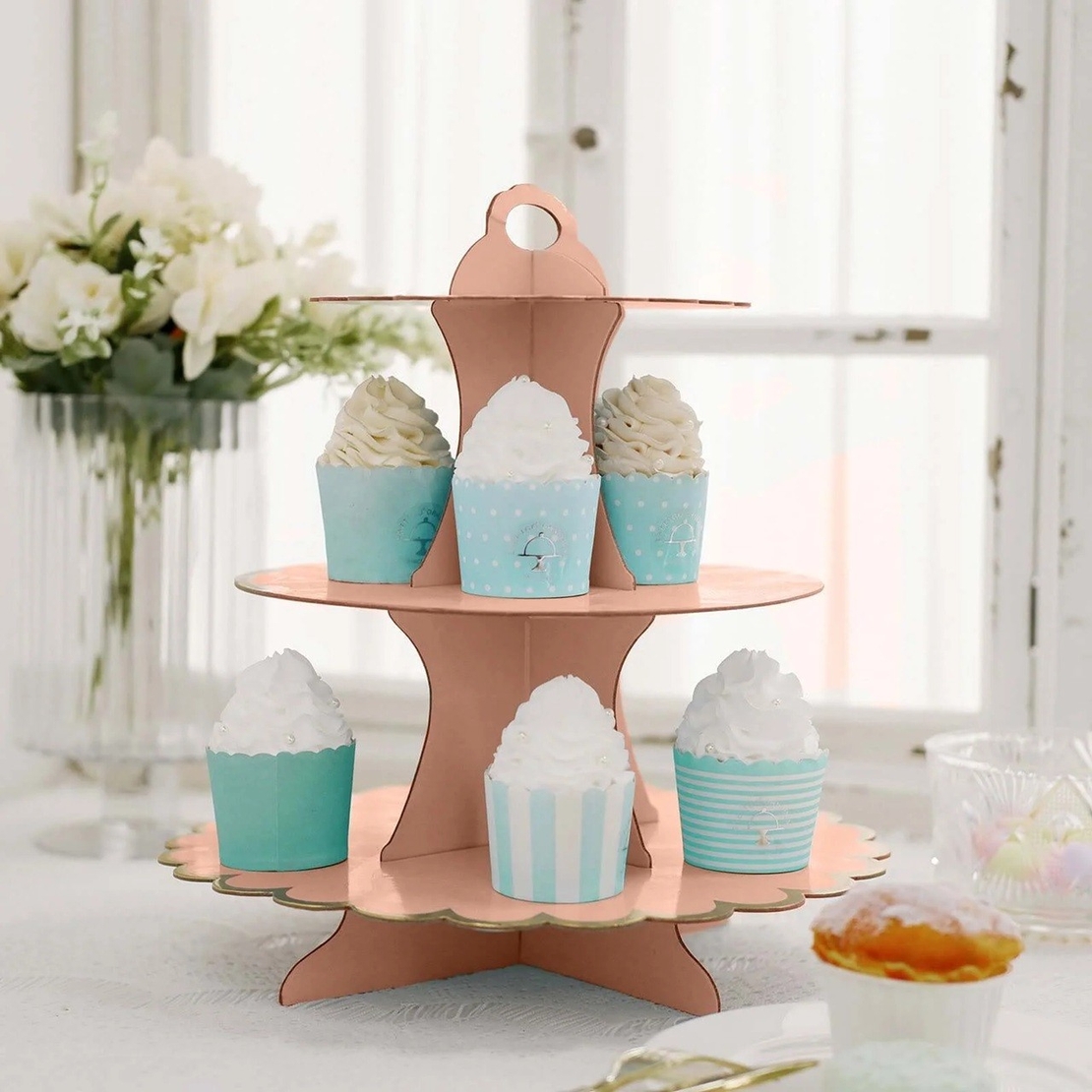 Etajera pentru Prajituri, Flippy, din Carton, 3 Nivele, 16/22/29 cm Diametru, Inaltime 38 cm, Roz