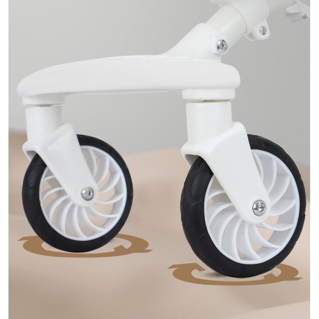 Carucior Sport Flippy 3in1, 6-36 Luni, Reversibil, Pliabil, Tavita pentru Masa, Pozitie de Somn, Centura de Siguranta, Roti 360, Suport Pahar, Copertina pentru Soare, 32x63x95cm, Alb, Model Ursulet