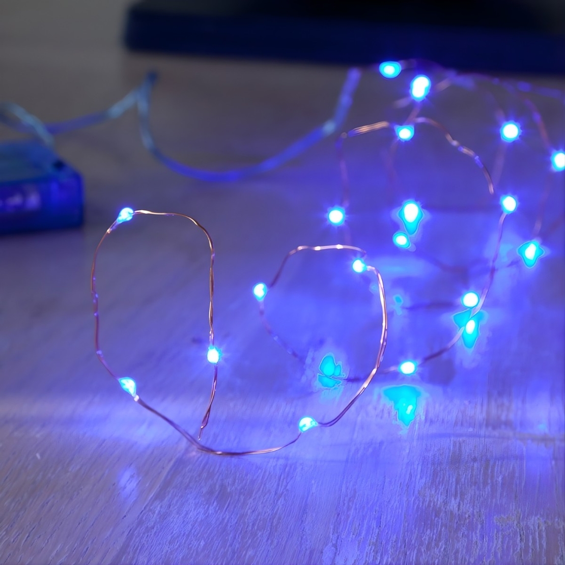 Instalatie de Craciun Liniara, Vafy®, Tip Liniara, Fir Cupru, 8 Jocuri de Lumini, cu Telecomanda, 10 m, 100 Led-uri, Alimentare USB, 4.5V, Albastru
