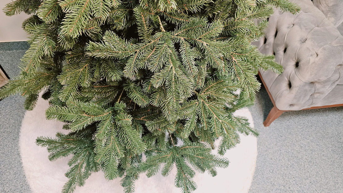 Brad artificial Christmas Deluxe by Sersimo, Kovalivka Select, integral 3D, 210cm
