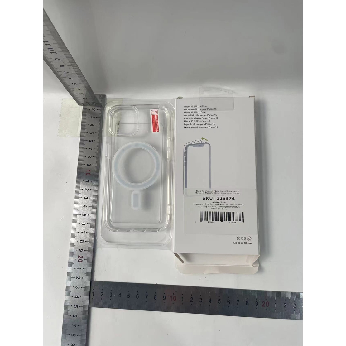 Husa de protectie Vafy compatibila cu Apple iPhone 15, MagSafe Blister, gaura mare camera, transparenta