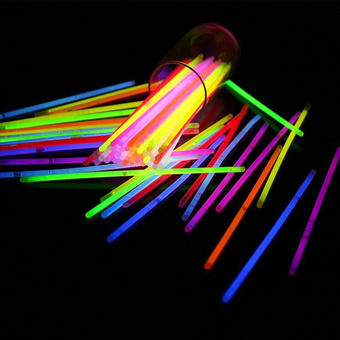 Set 100 Bratari Luminoase, Flippy, pentru Petreceri, Fosforescente, Glow Sticks, 20 cm, Multicolor