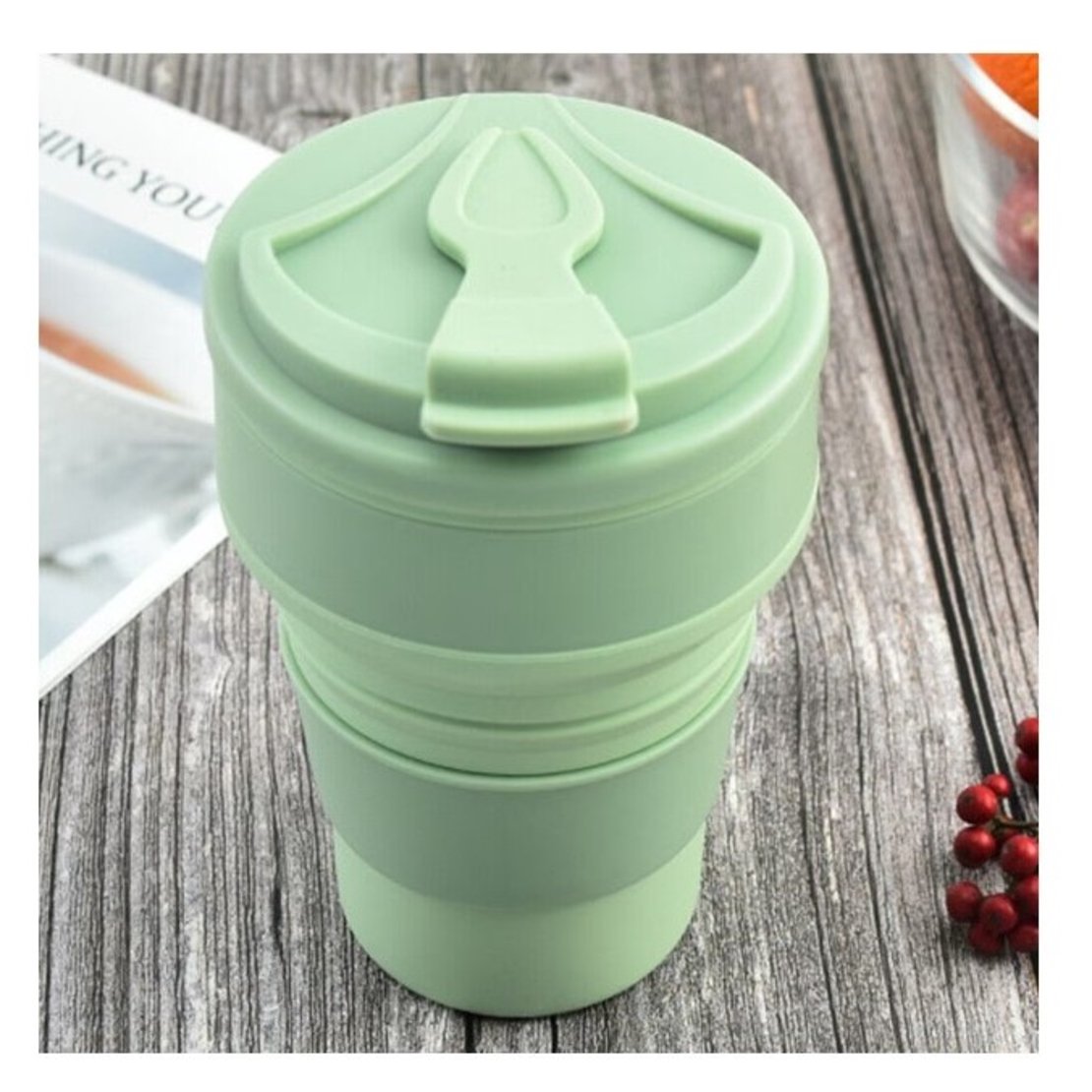 Pahar pliabil din silicon Flippy, pentru calatorii, camping, 350 ml, 8.2x6.3x9.1 cm, verde