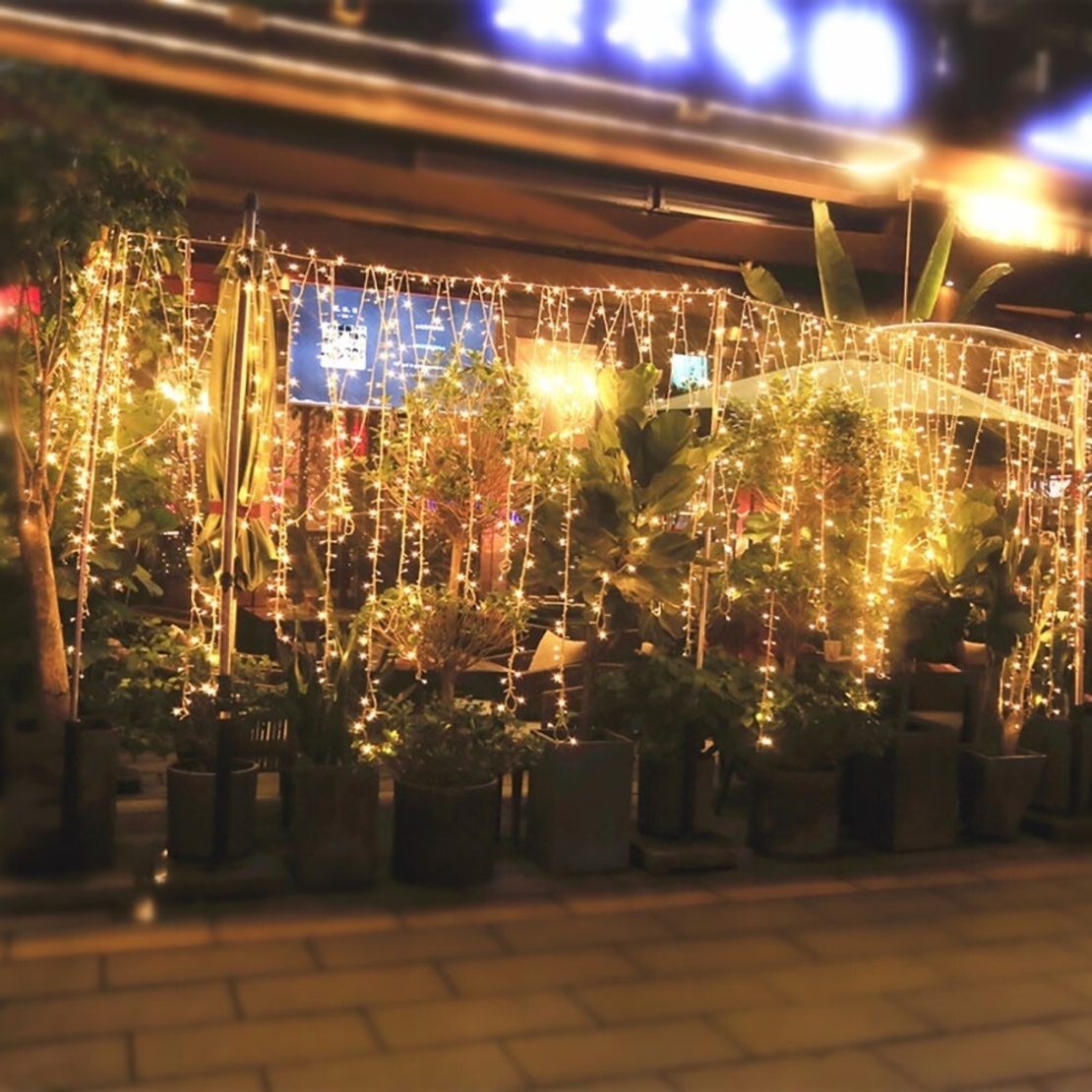 Instalatie Craciun, 200 m, 4800 Led-uri ,Franjuri, Alb cald, Flash, Alimentator, Interconectabila, Prelungitor 6.5 m inclus, Fir Transparent Cauciucat, 220v, Vafy