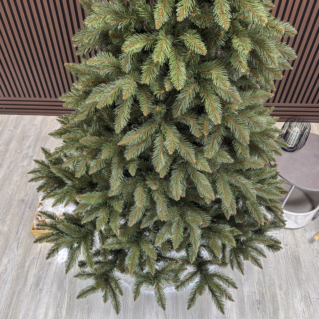 Brad artificial Christmas Deluxe by Sersimo, Royal, 240cm