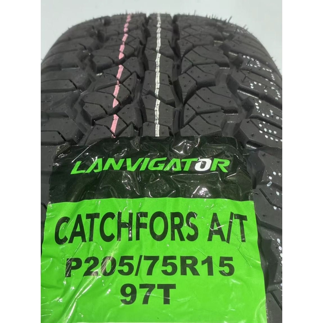 Anvelopa All Terrain LANVIGATOR CATCHFORS A/T P205/75R15 97T, Aderenta, Rezistenta si Control pe Drum si Off-Road