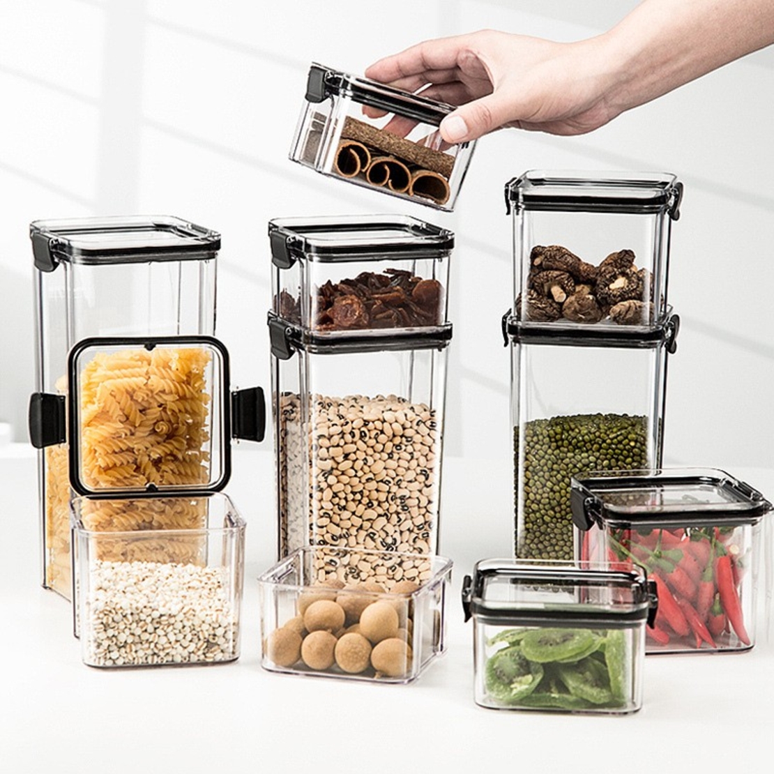 Set 6 Recipiente din Plastic, Flippy, pentru Alimente/Obiecte, Inchidere Ermetica, 2 x 460 ml, 2 x 700 ml, 1 x 1300 ml, 1 x 1800 ml, Transparent