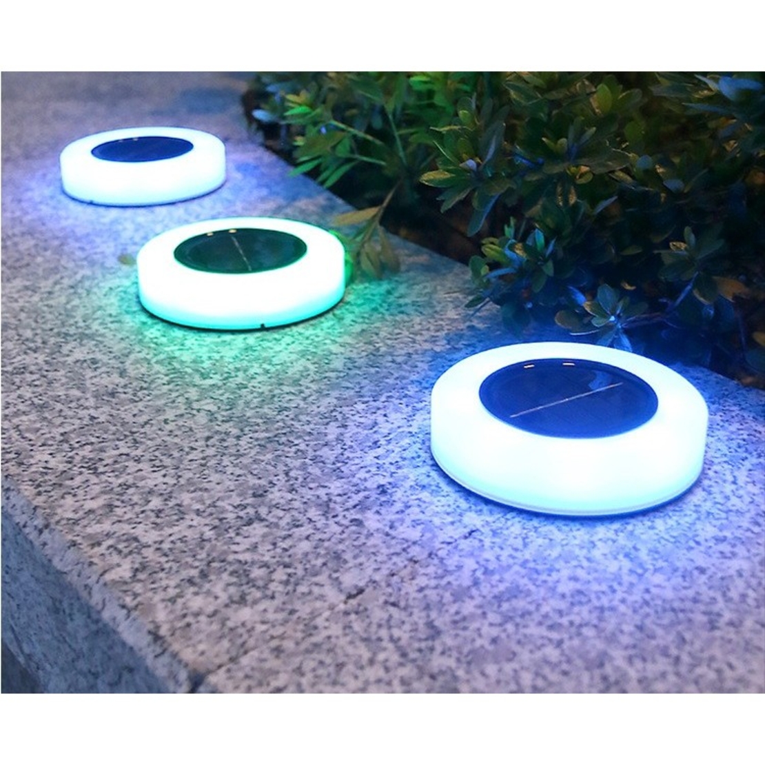 Set 4 Lampi Solare Led pentru Gradina, Flippy, Model Cerc, 10.5 x 2.4 cm, Buton On-Off, Multicolor, Negru/Alb