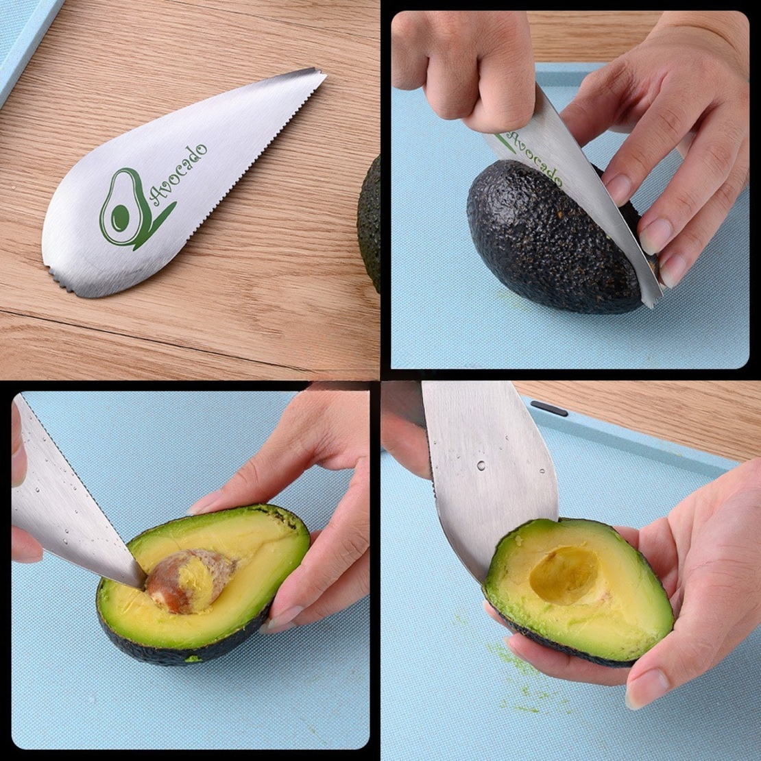 Taietor special pentru avocado Flippy, 3 in 1, forma curbata, zimti pentru apucare si taiere, din otel inoxidabil, 15 x 6 cm, gri