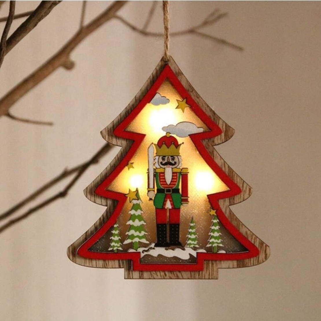 Ornament de Brad, Flippy, cu Lumini LED, din Lemn, Figurina Spargatorul de Nuci, Model Brad, Multicolor