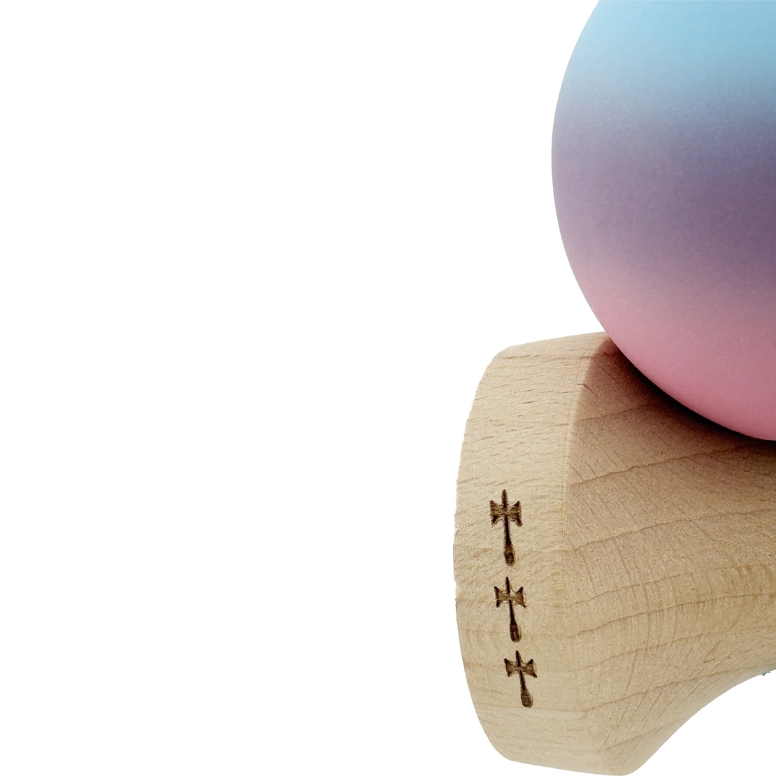 Kendama X Originala, Profesionala, Flippy, Cupe Mari KING SIZE V3, Rubber Grip, Gaura in Baza, Rulment Metalic, din lemn 18 cm, Ata 62/65 cm, Gradient Albastru deschis/Mov/Roz