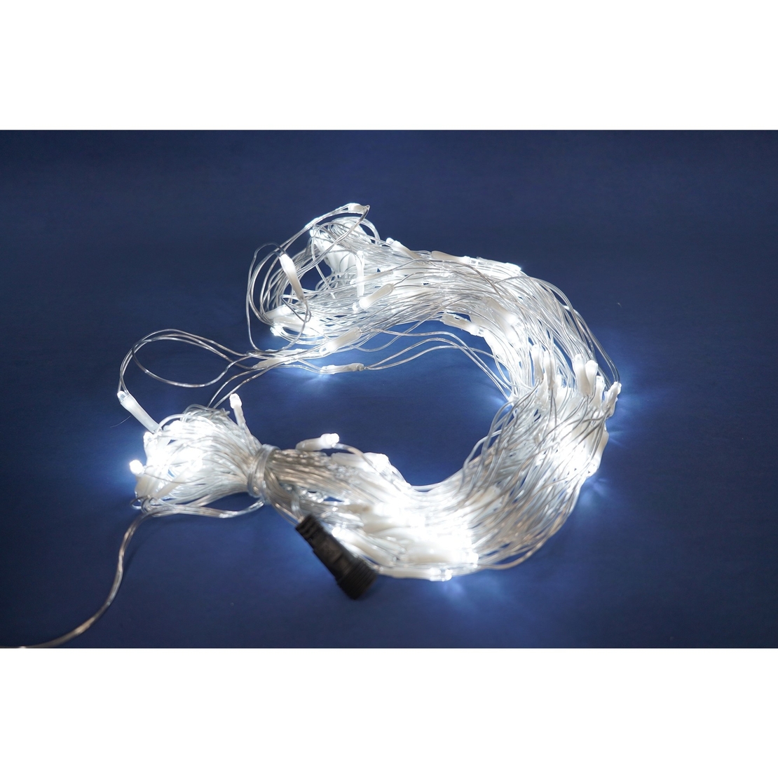 Sectiune Instalatie de Craciun Vafy, Tip Plasa, 160 LED-uri, 3 m x 1 m, 8 jocuri de lumini, Interconectabila, Fir transparent, Alb rece
