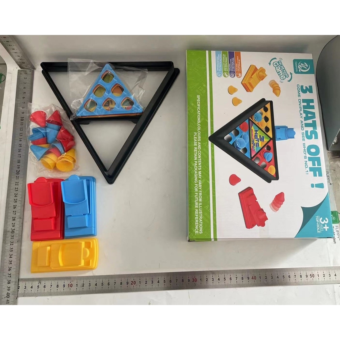 Joc Interactiv pentru Copii, Flippy, 3 Hats Off, Tabla de Joc, Figurine Palarii, +3 Ani, Multicolor