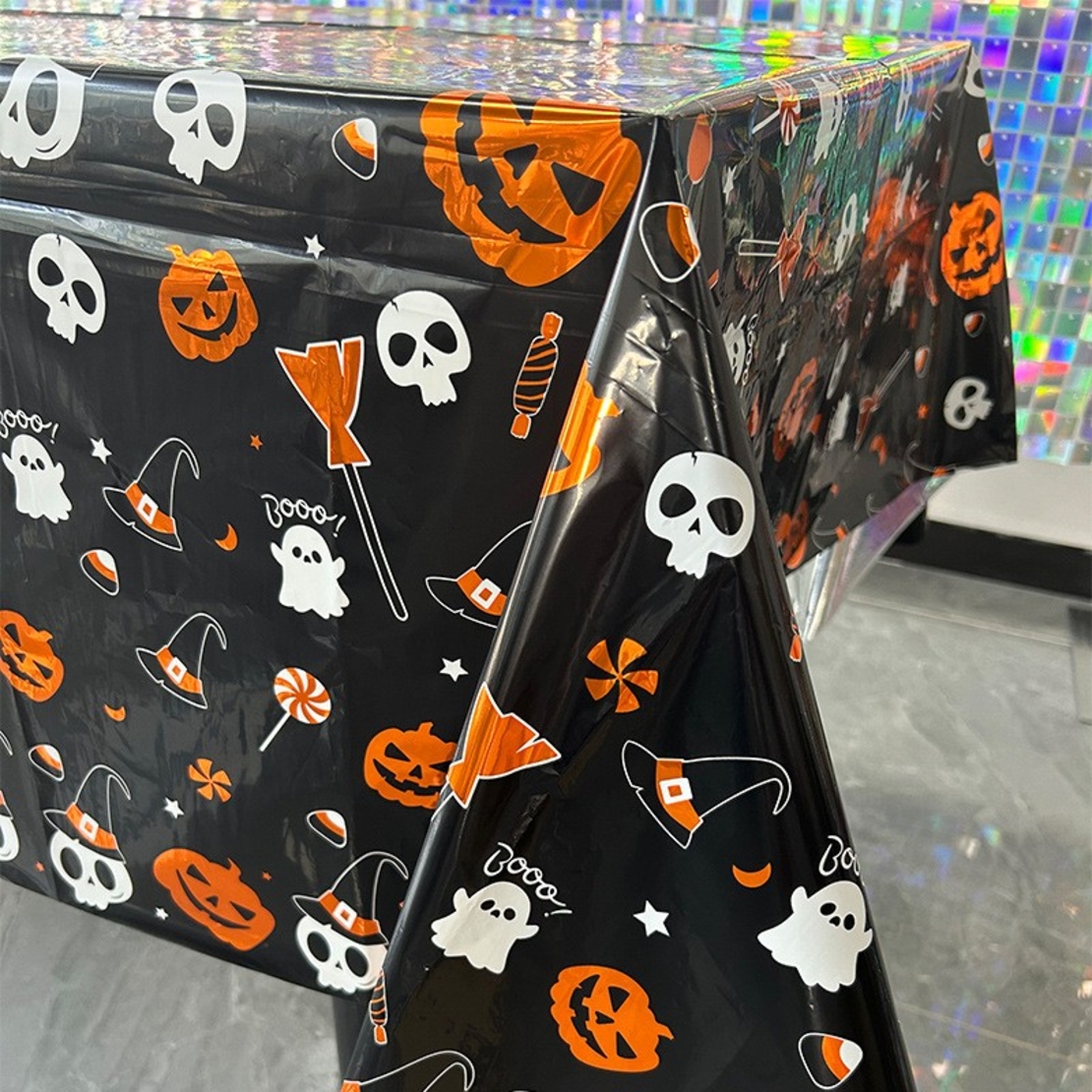 Fata de Masa, Flippy, din Folie, Imprimeu Halloween - Boo, 137 x 274 cm, Negru
