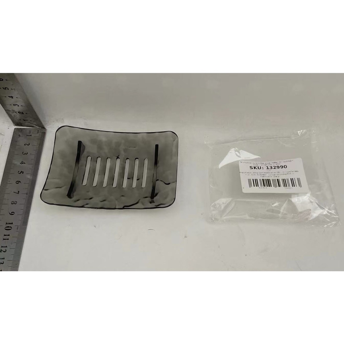 Savoniera din Plastic Flippy, 11 x 8 cm, cu Scurgere Apa, Design Modern, Gri