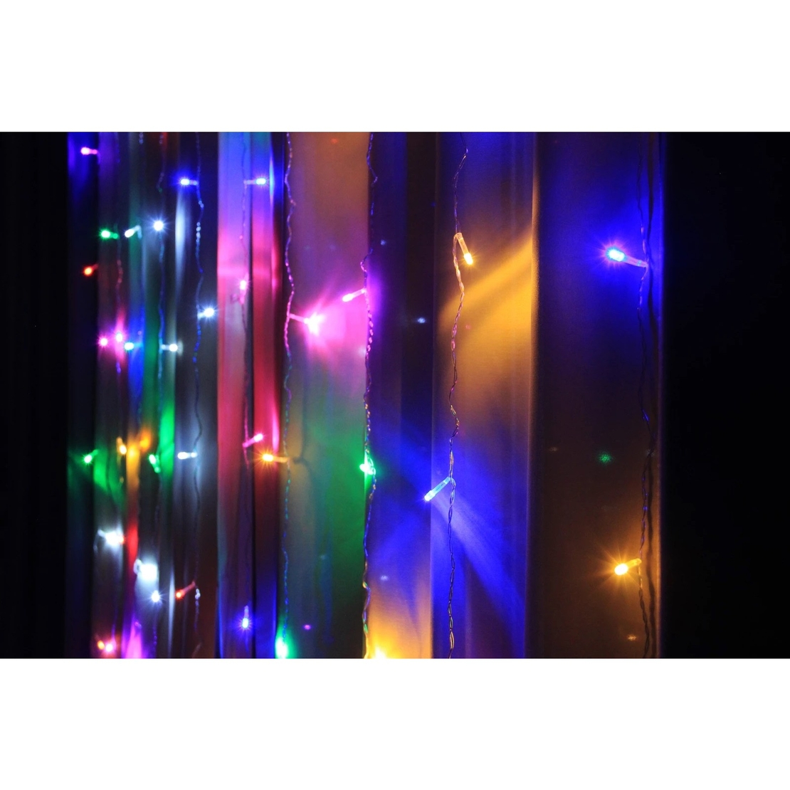 Instalatie Craciun, Tip Perdea IP44, 3m x 2m, 200 Led-uri, Multicolor, USB si telecomanda cu 8 functii, Vafy