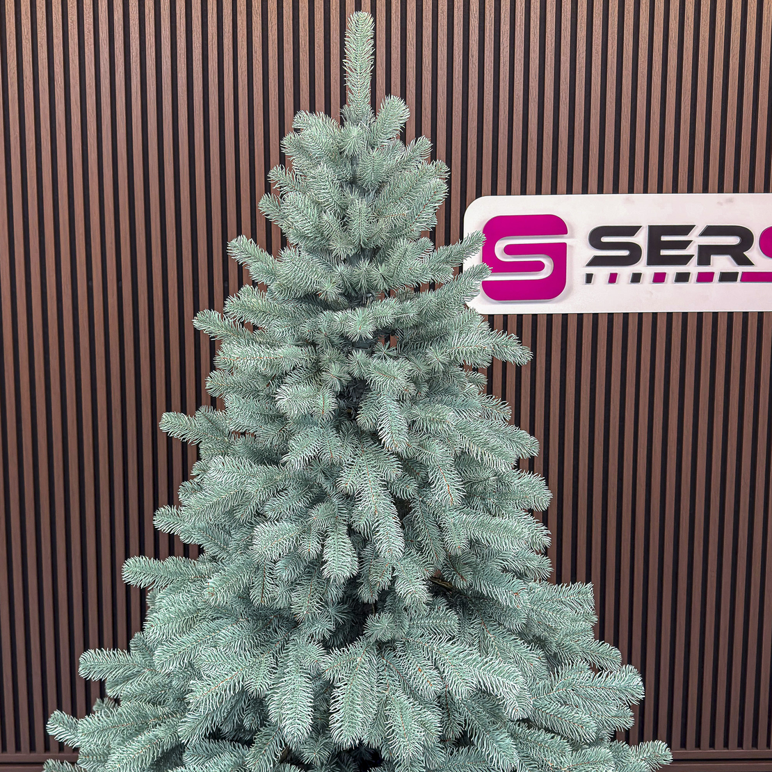 Brad artificial Christmas Deluxe by Sersimo, Kovalivka Select argintiu, integral 3D, 230 cm