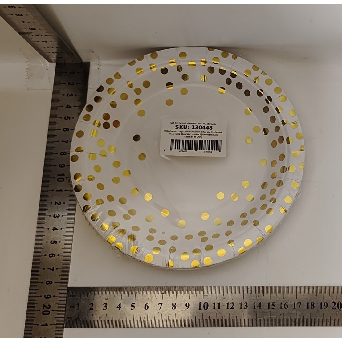 Set 10 Farfurii Unica Folosinta, Flippy, Imprimeu cu Buline, din Carton, Diametru 18 cm, Alb/Auriu